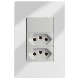 Conjunto Interruptor Simples + 2 Tomada 20a 4x2 - RECTA Espelhada Gloss (Módulo Prata)